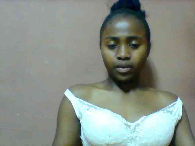 Clarah1 webcam