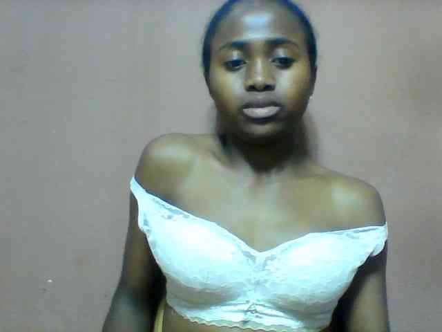 Clarah1 webcam