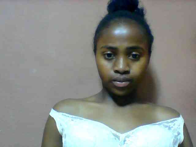 Clarah1 webcam