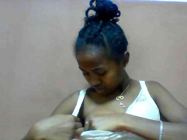 Clarah1 webcam