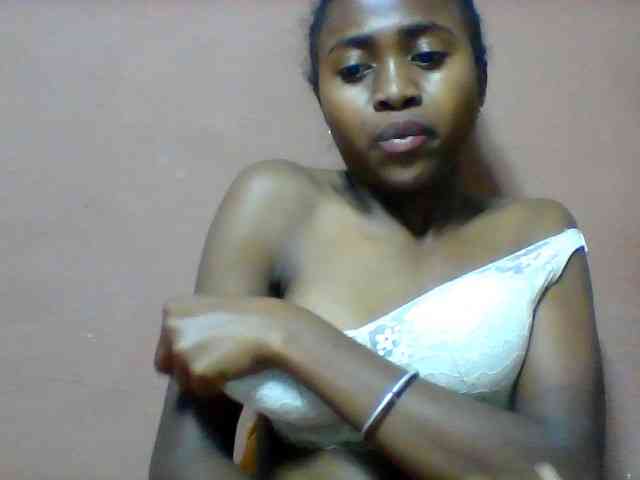 Clarah1 webcam