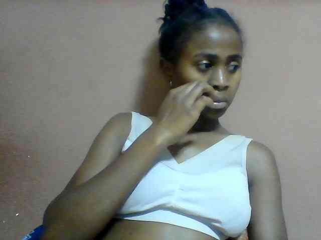 Clarah1 webcam