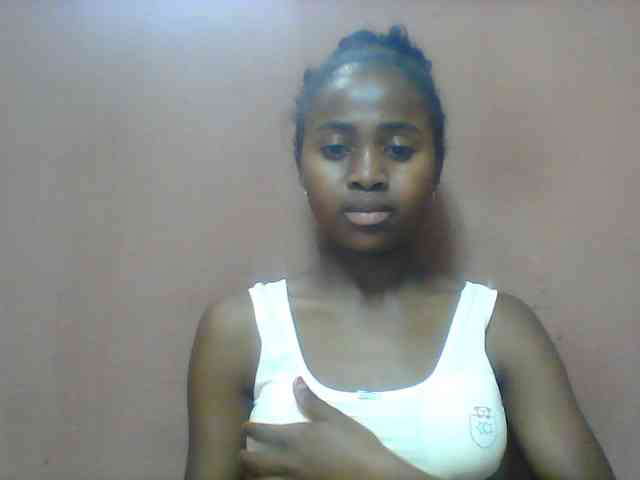 Clarah1 webcam