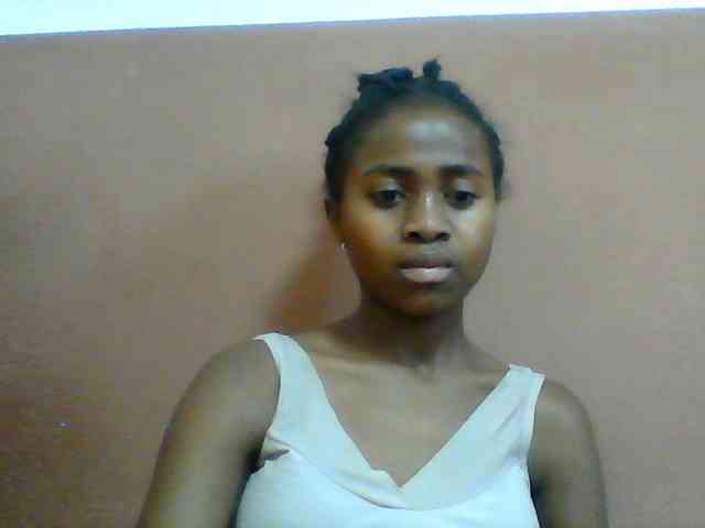 Clarah1 webcam