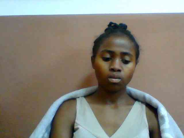 Clarah1 webcam
