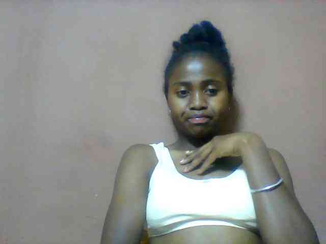 Clarah1 webcam
