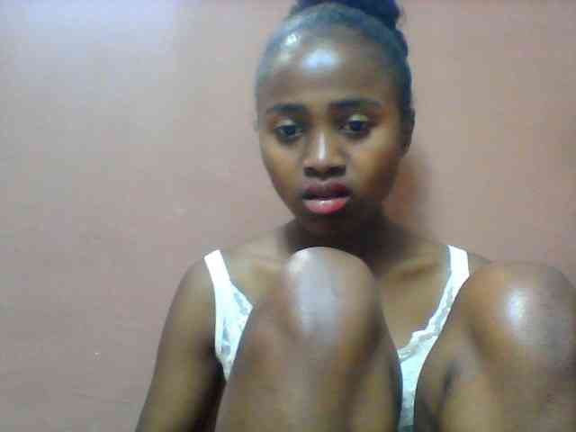 Clarah1 webcam