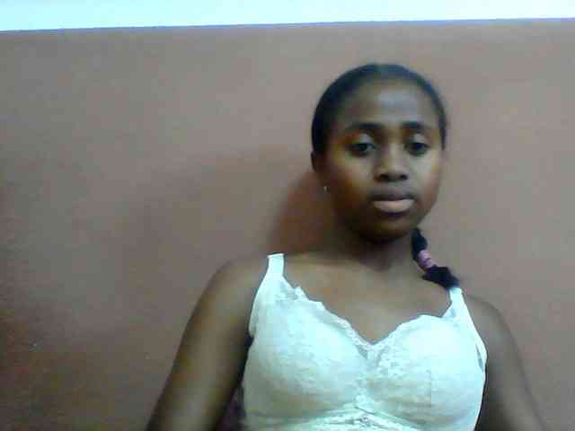 Clarah1 webcam