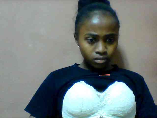 Clarah1 webcam