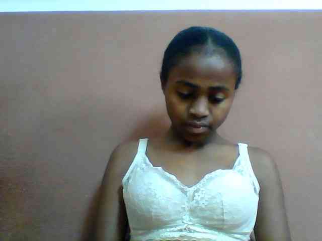 Clarah1 webcam