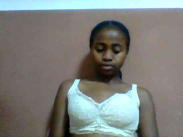 Clarah1 webcam