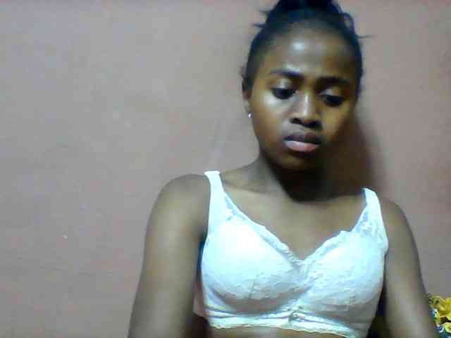 Clarah1 webcam