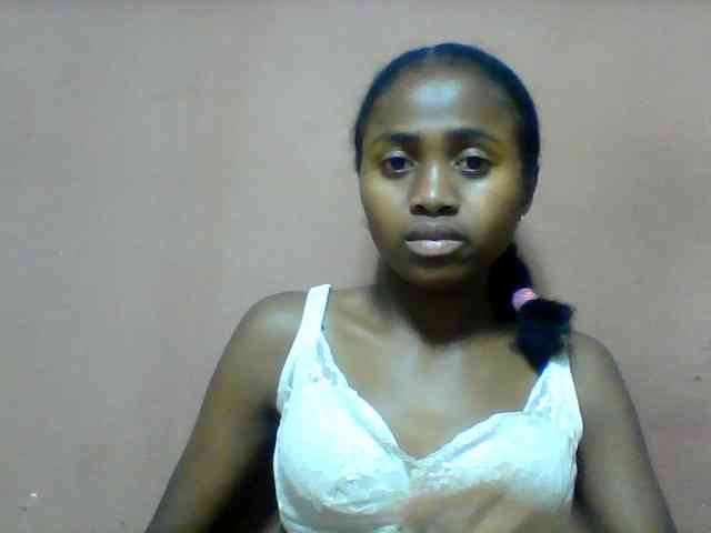 Clarah1 webcam