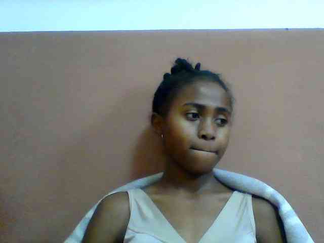 Clarah1 webcam