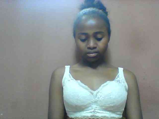 Clarah1 webcam