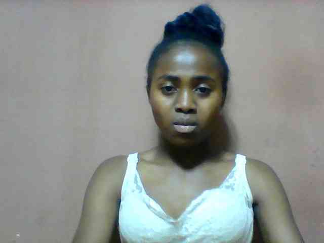 Clarah1 webcam
