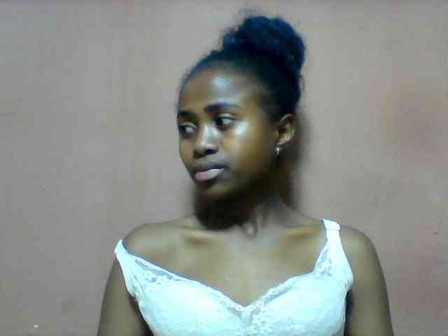 Clarah1 webcam