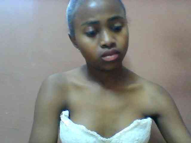 Clarah1 webcam