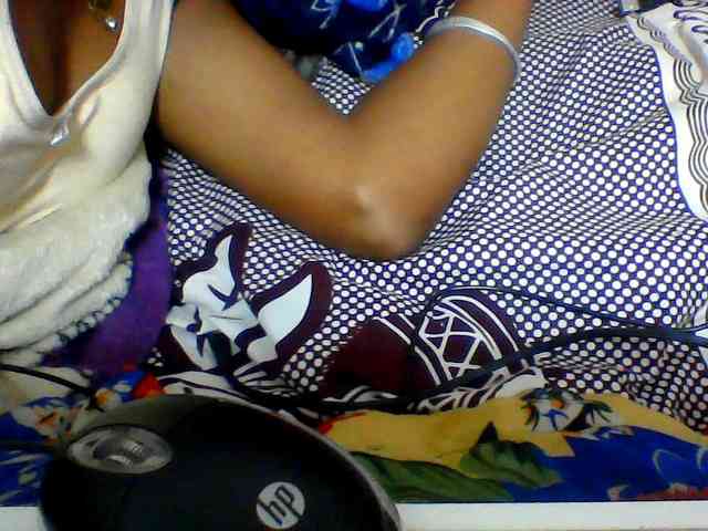 Clarah1 webcam