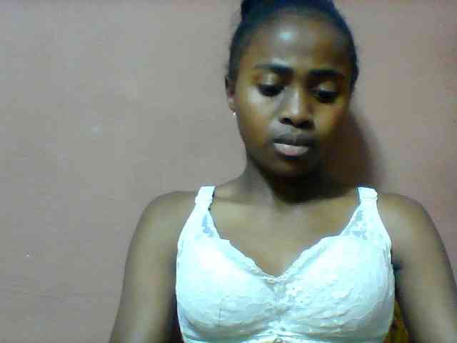Clarah1 webcam