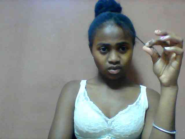 Clarah1 webcam