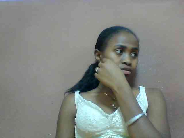 Clarah1 webcam