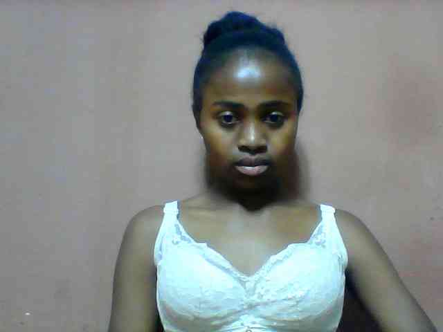Clarah1 webcam