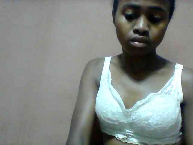 Clarah1 webcam