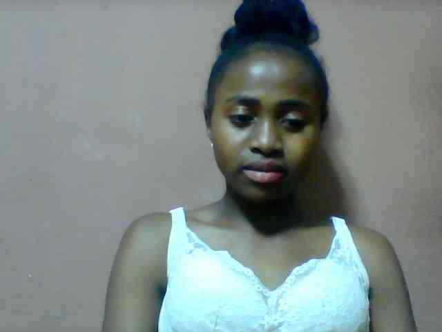 Clarah1 webcam