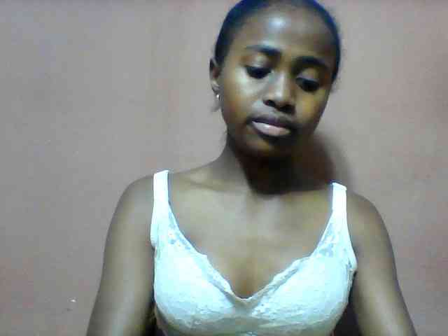 Clarah1 webcam