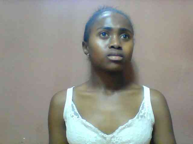Clarah1 webcam