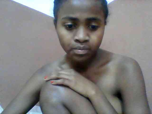 Clarah1 webcam