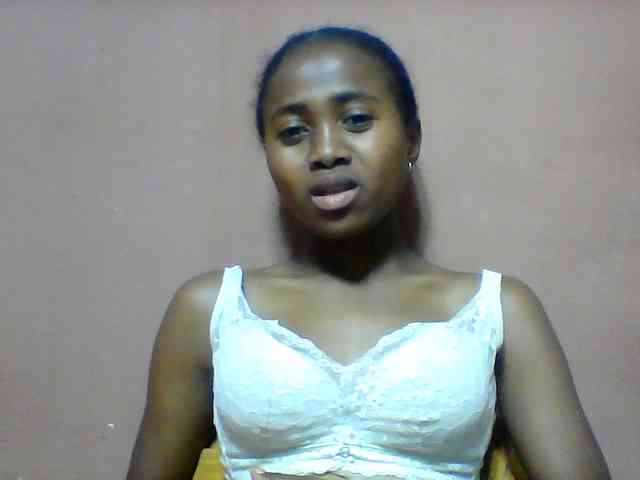 Clarah1 webcam