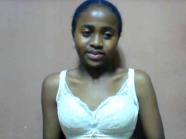 Clarah1 webcam