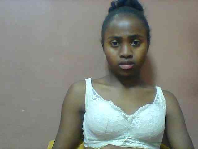 Clarah1 webcam