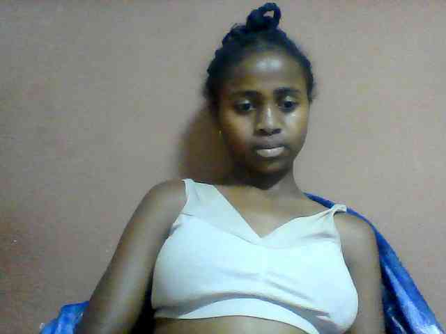 Clarah1 webcam