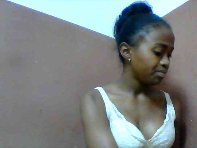 Model: Clarah1
