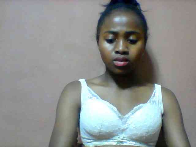 Clarah1 webcam