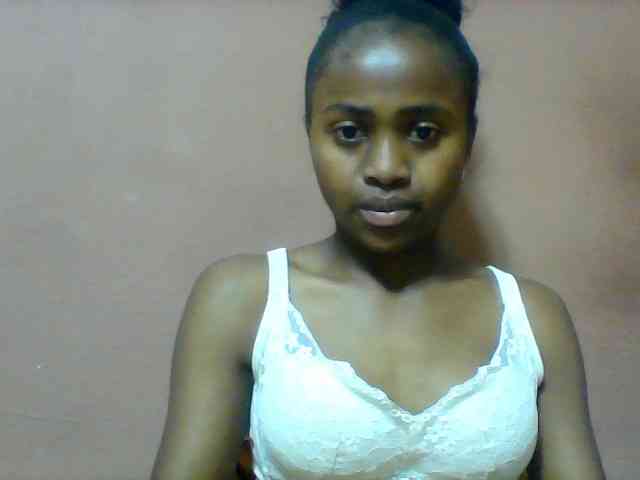 Clarah1 webcam