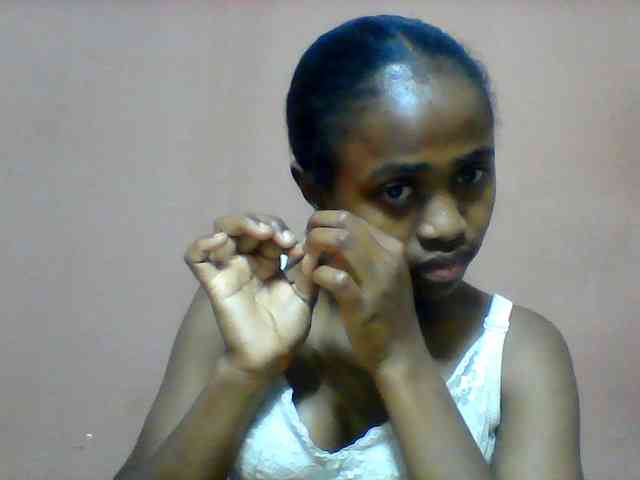 Clarah1 webcam