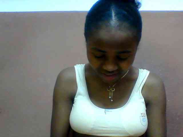 Clarah1 webcam