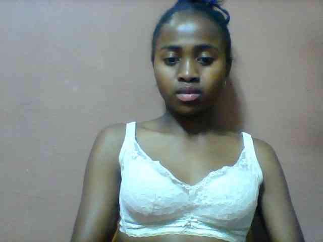 Clarah1 webcam