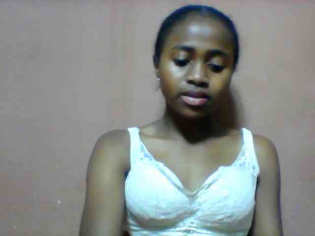 Clarah1 webcam
