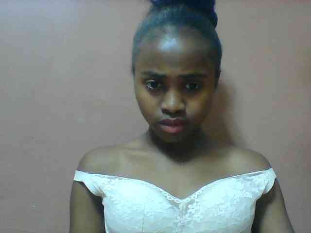 Clarah1 webcam