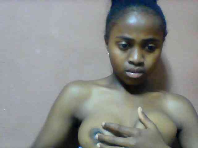 Clarah1 webcam