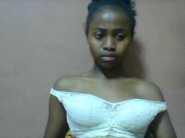 Clarah1 webcam