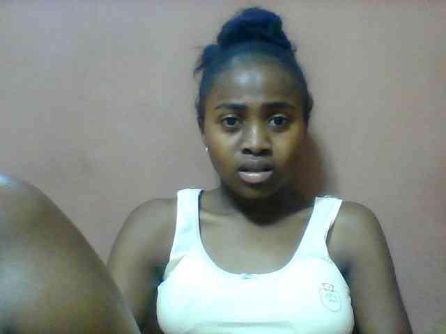 Clarah1 webcam