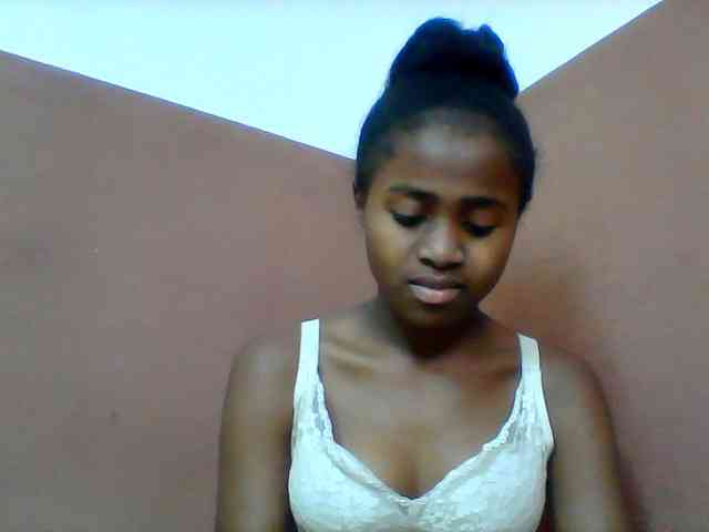Clarah1's webcam live show