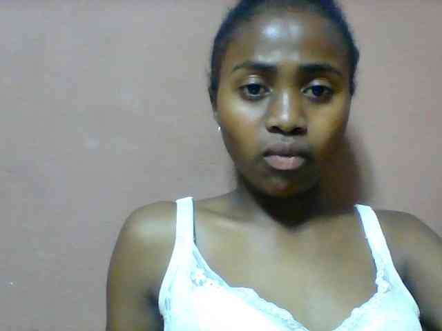 Clarah1 webcam