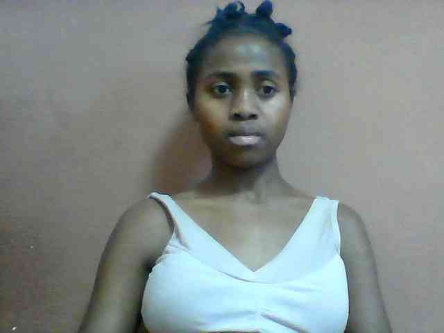 Clarah1 webcam